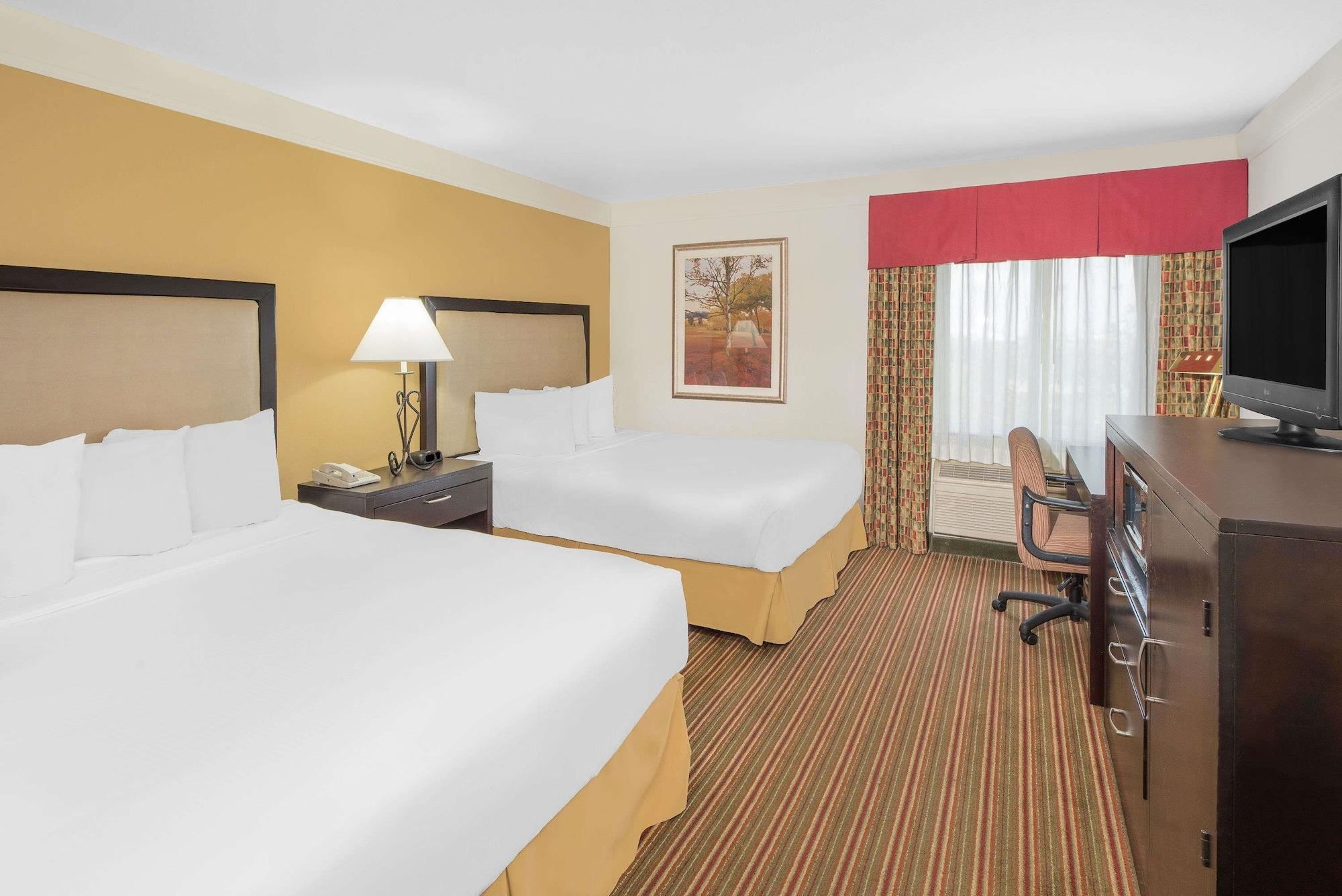Baymont By Wyndham Litchfield Hotell Eksteriør bilde