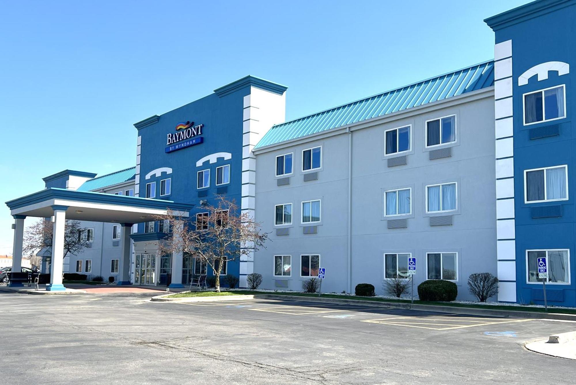Baymont By Wyndham Litchfield Hotell Eksteriør bilde