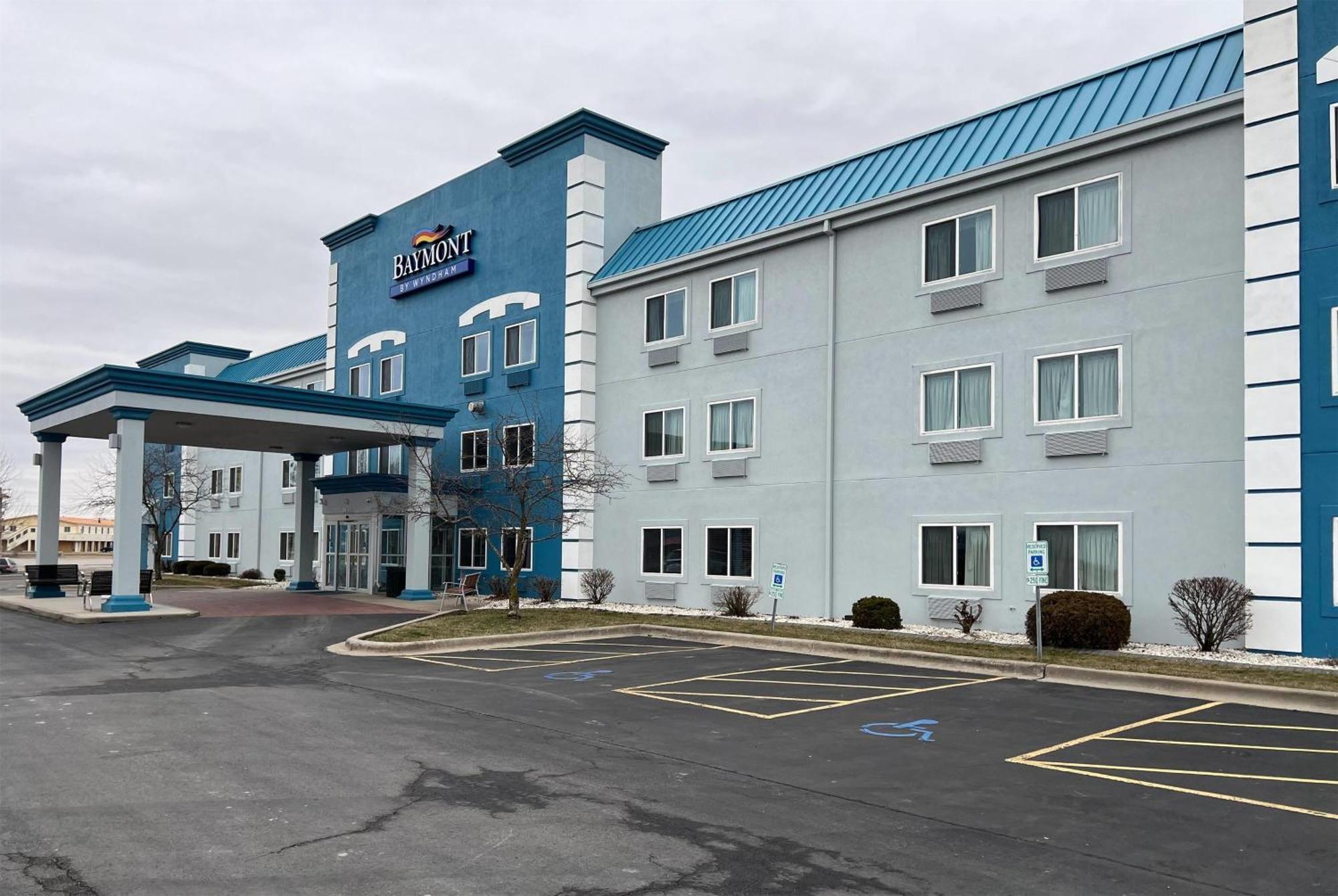 Baymont By Wyndham Litchfield Hotell Eksteriør bilde